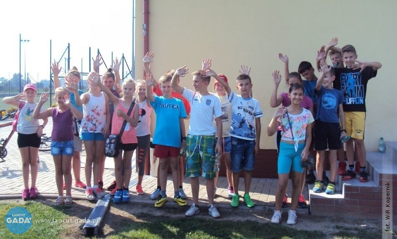 W Czarnej uczą bawiąc