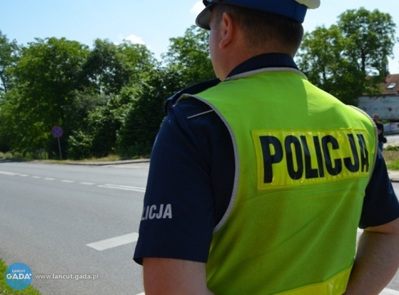 Policjant na urlopie zatrzymał pijaną kierującą