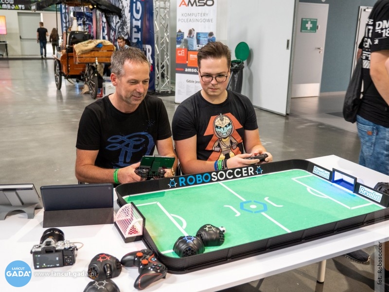 Gra RoboSoccer z podkarpackiej platformy dla startupów ruszyła w świat