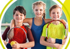 Szkoły walczą o sprzęt do tenisa