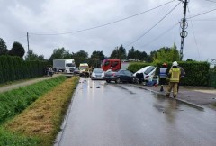 Czołowe zderzenie w Dębinie