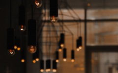 Lampy wiszące - must have w aranżacji nowoczesnego wnętrza