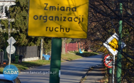 Zmiana organizacji ruchu przy cmentarzu