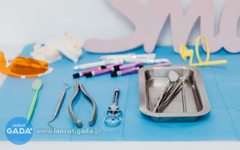 Mycie, dezynfekcja i sterylizacja - jakim procesom powinny podlegać narzędzia stomatologiczne?