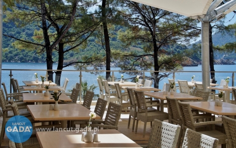 Letni ogródek jako wizytówka restauracji - jak go urządzić?