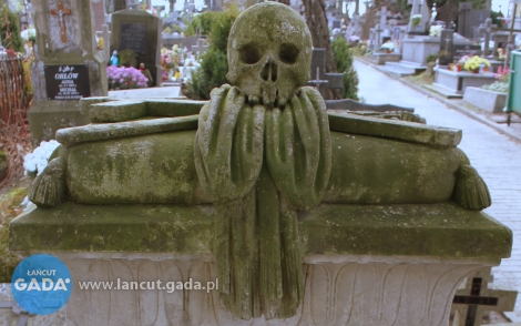 Tajemnice łańcuckich cmentarzy